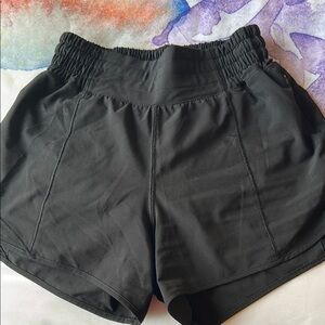 Lululemon Women's Black Shorts